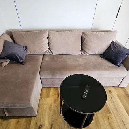 Apartament Bulgarska 59 - Sypialnia I Salon - 40M2 - Self Check In 24H Poznań Eksteriør billede