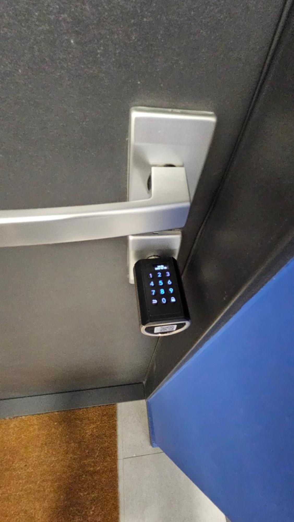 Apartament Bulgarska 59 - Sypialnia I Salon - 40M2 - Self Check In 24H Poznań Eksteriør billede